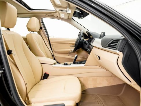 Used 2016 BMW 320i xDrive 320i xDrive image 23