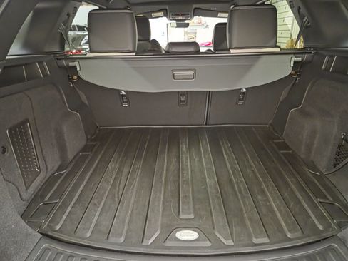 Used 2024 Land Rover Discovery Sport Dynamic SE AWD/4WD image 36