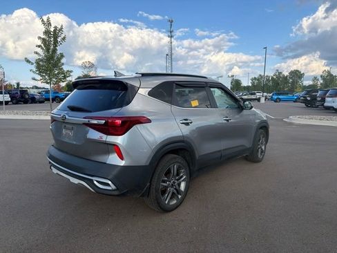 Used 2021 Kia Seltos S AWD/4WD image 5