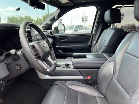 Used 2024 Toyota Tundra Platinum AWD/4WD image 16