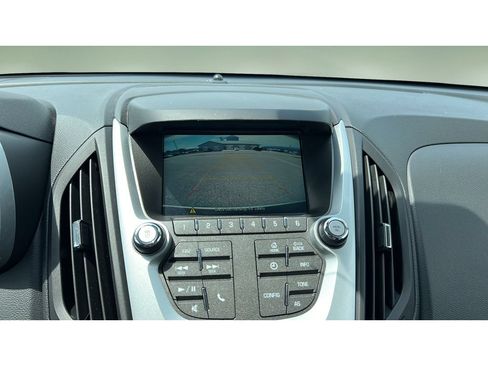 Certified 2017 Chevrolet Equinox LT w/ Convenience Package FWD image 19