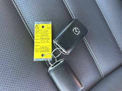 Used 2025 MAZDA CX-5 Signature image 38