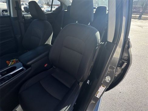 Used 2024 Nissan Altima 2.5 SV image 14