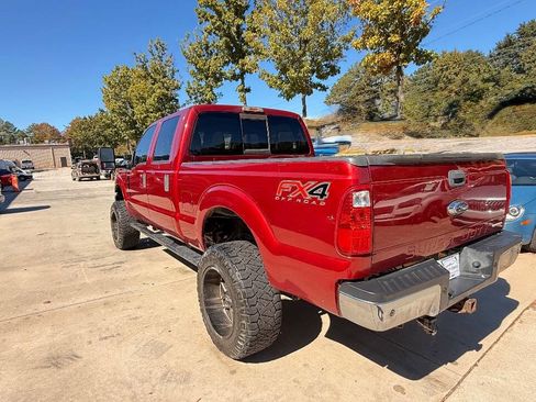 Used 2015 Ford F250 XLT w/ XLT Value Package image 11