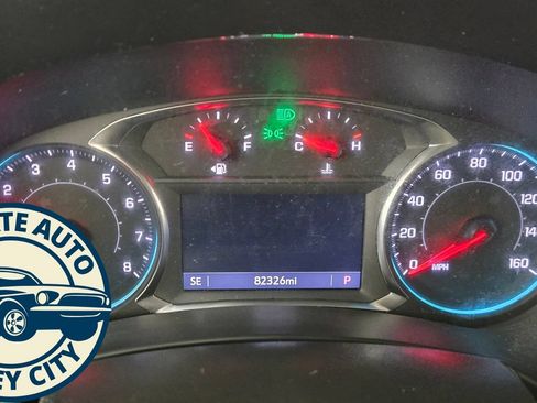 Used 2024 Chevrolet Equinox Premier AWD/4WD image 16