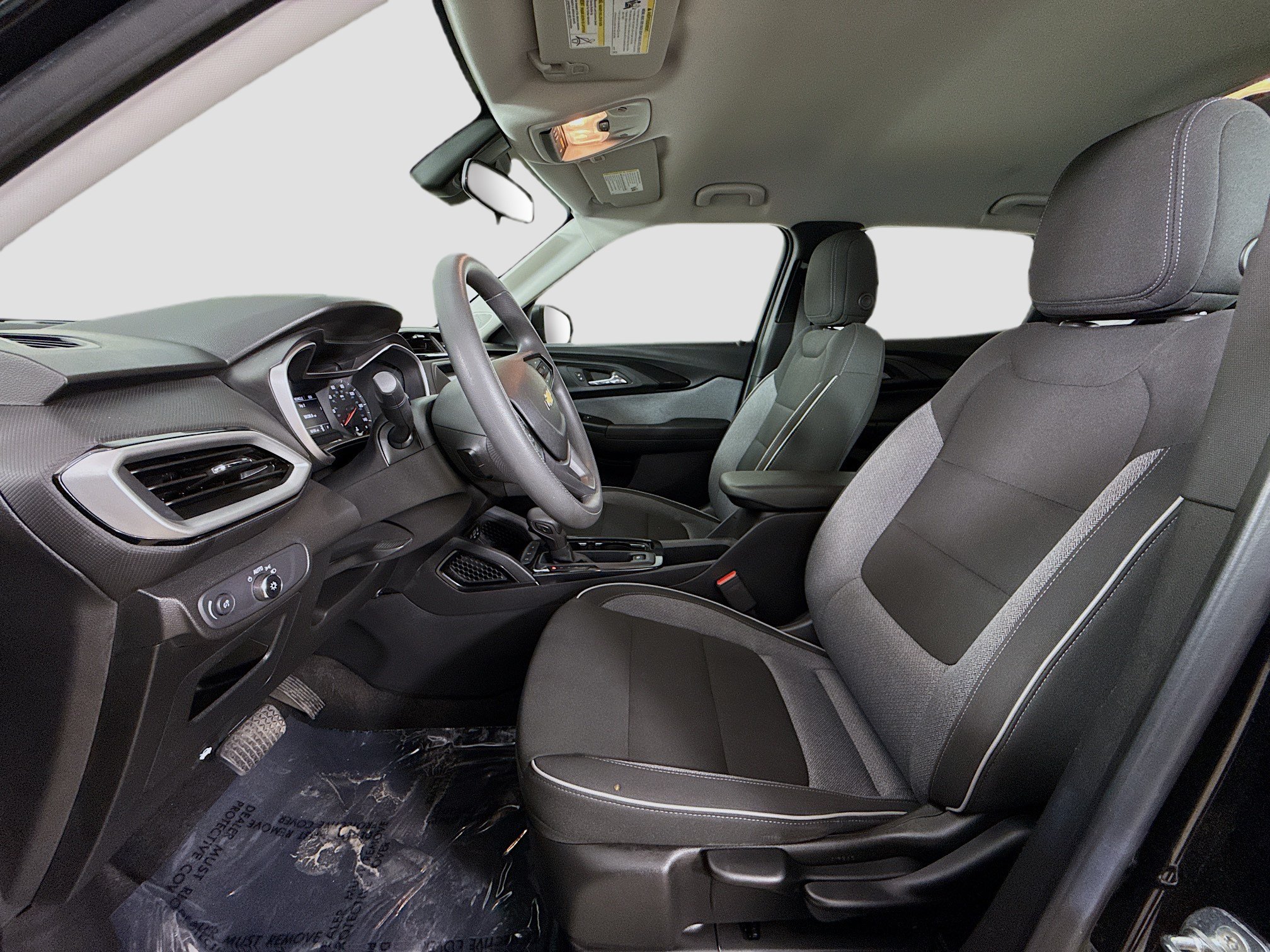 Used 2023 Chevrolet TrailBlazer LS FWD image 23