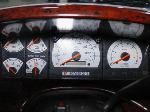 Used 1997 Ford F350 4x4 Regular Cab image 11