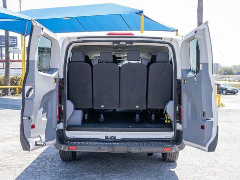 Used 2018 Ford Transit 350 XLT image 11