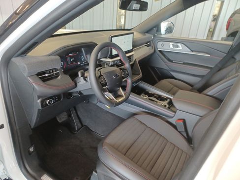 New 2025 Ford Explorer ST-Line w/ Premium Package image 12