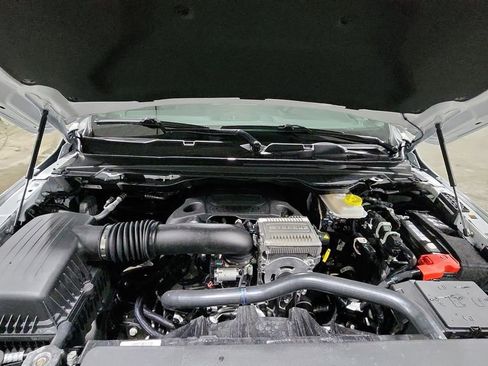 New 2026 RAM 1500 4x4 Crew Cab image 28