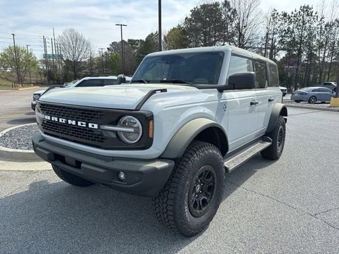 New 2026 Ford Bronco Outer Banks w/ Sasquatch Package image 5