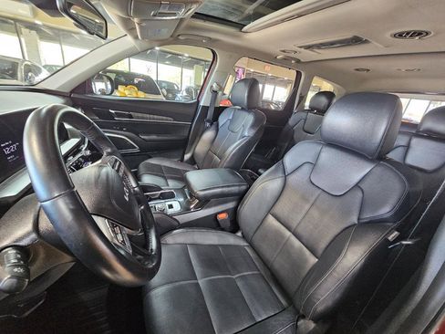 Used 2023 Kia Telluride EX w/ EX Captain's Chair Package image 28