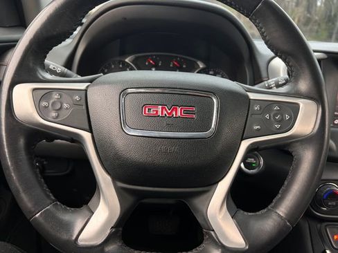 Used 2020 GMC Terrain SLE w/ Driver Convenience Package image 22