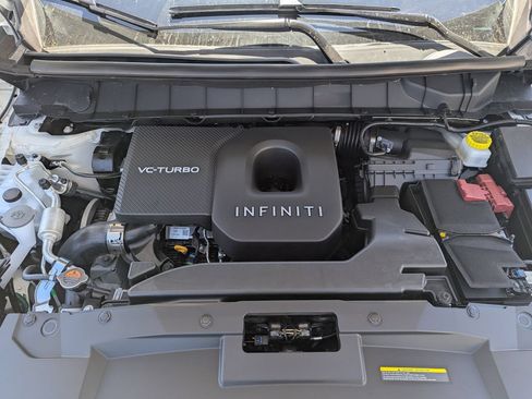 Certified 2027 INFINITI QX60 Luxe w/ Family Package FWD image 10