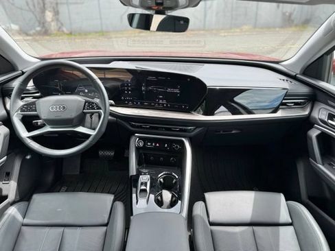 Certified 2025 Audi Q5 Premium w/ Premium Plus AWD/4WD image 19