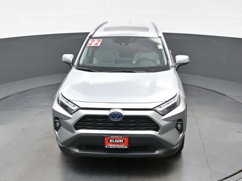 Used 2022 Toyota RAV4 XLE Premium AWD/4WD image 36