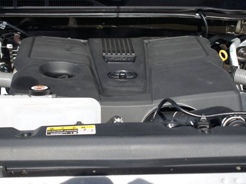 Certified 2025 Toyota Tundra SR image 25