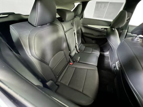 Used 2020 INFINITI QX50 Luxe w/ Navigation Package image 27