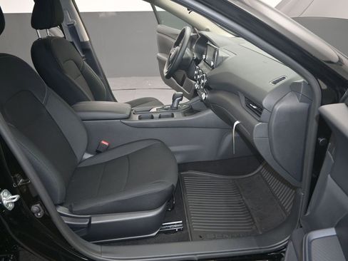 Certified 2025 Nissan Sentra S image 23