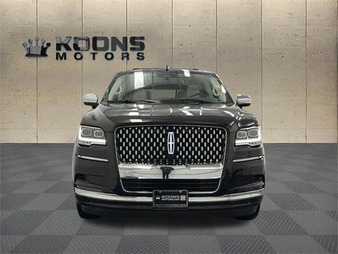 Certified 2022 Lincoln Navigator Black Label image 3