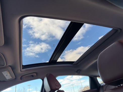 Used 2018 Chevrolet Malibu Premier w/ Premier Sun and Wheel Package image 41