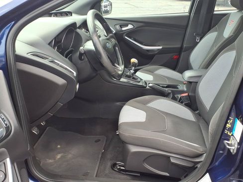 Used 2016 Ford Focus ST FWD image 7