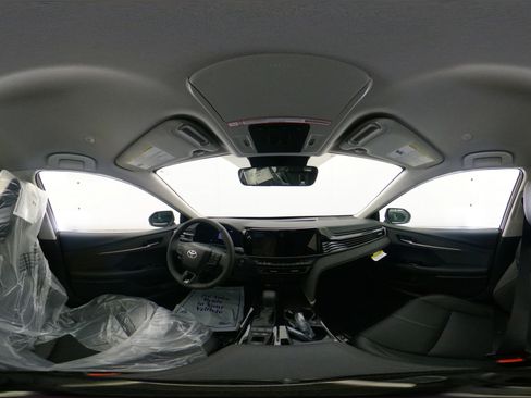 New 2026 Toyota Camry XLE image 17