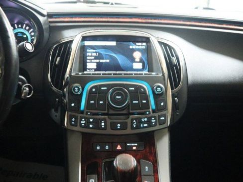 Used 2012 Buick LaCrosse Premium image 13