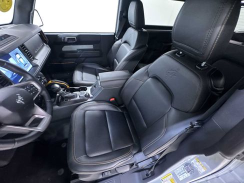 Used 2024 Ford Bronco Badlands image 14