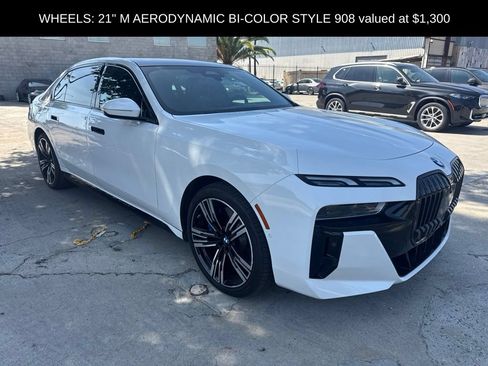 Used 2023 BMW 740i w/ Parking Assistance Package RWD image 2