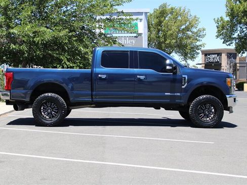 Used 2019 Ford F250 Lariat w/ Chrome Package AWD/4WD image 9