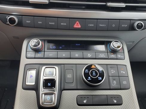Used 2025 Hyundai Palisade SEL AWD/4WD image 31