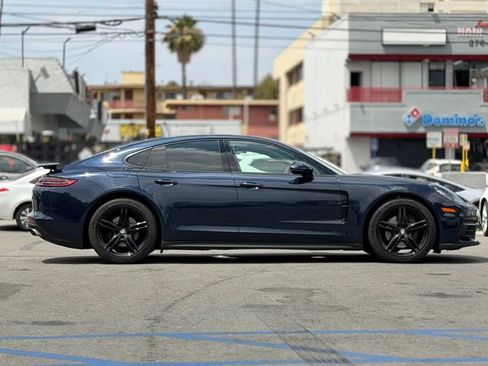 Used 2018 Porsche Panamera image 20