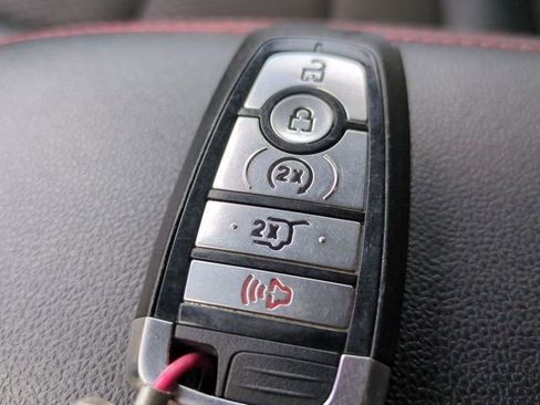 Used 2023 Ford Escape ST-Line w/ Tech Pack #1 FWD image 33