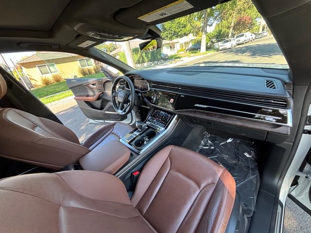 Used 2019 Audi Q8 Premium Plus w/ Premium Plus AWD/4WD image 42