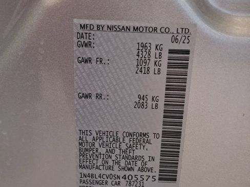 New 2025 Nissan Altima 2.5 SR w/ SR Premium Package image 31