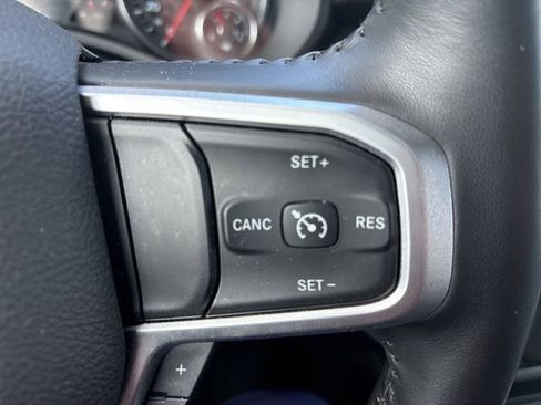Used 2022 RAM 1500 Big Horn AWD/4WD image 25