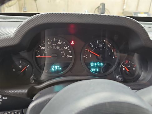 Used 2007 Jeep Wrangler X image 16