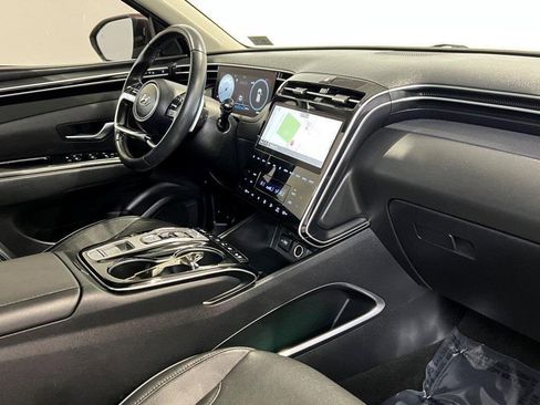 Used 2022 Hyundai Tucson Limited image 16