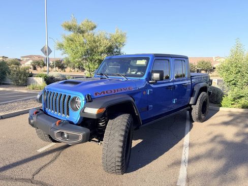 Used 2021 Jeep Gladiator Mojave AWD/4WD image 3