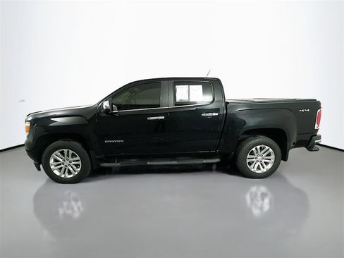 Used 2018 GMC Canyon SLT w/ Driver Alert Package image 4
