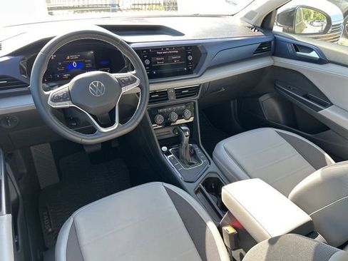 Used 2023 Volkswagen Taos SE w/ Panoramic Sunroof Package FWD image 14