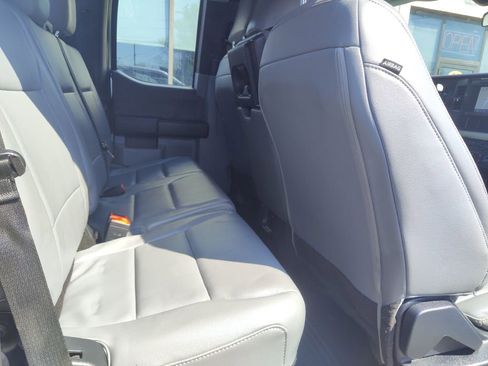 Used 2023 Ford F250 XL w/ Snow Plow Prep Package image 19