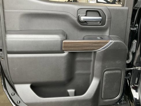 Used 2019 Chevrolet Silverado 1500 LT Trail Boss image 32