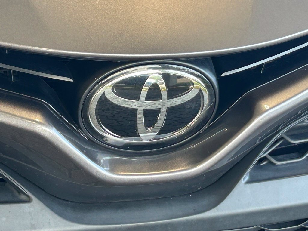 Used 2024 Toyota Camry SE w/ Convenience Package FWD image 19