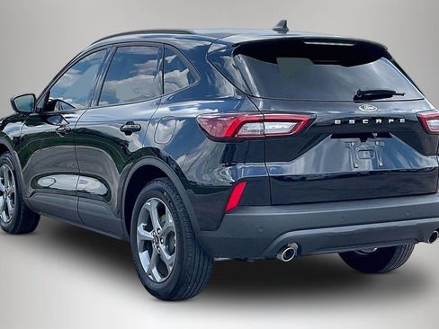 Used 2025 Ford Escape ST-Line w/ Tech Pack #1 FWD image 4