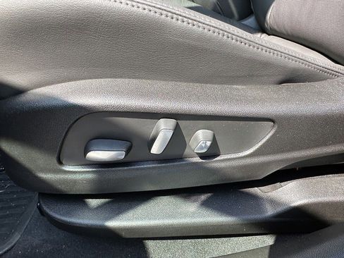 New 2025 Cadillac XT6 Sport w/ Technology Package image 18