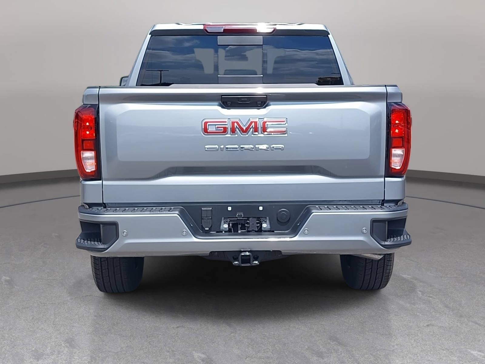 Used 2026 GMC Sierra 1500 Elevation w/ Elevation Premium Package AWD/4WD image 6