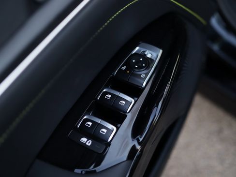 Used 2025 Kia K5 GT image 28