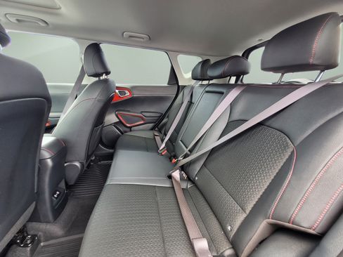Used 2025 Kia Soul GT-Line w/ GT-Line Technology Package FWD image 17